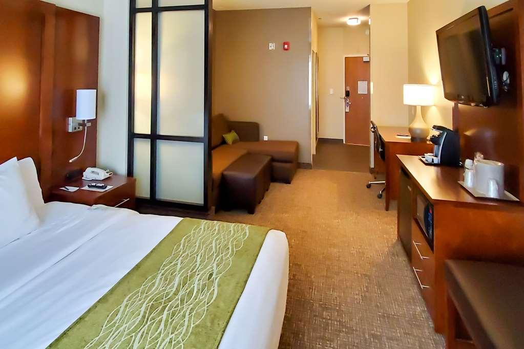 Comfort Suites Helena Airport Room photo