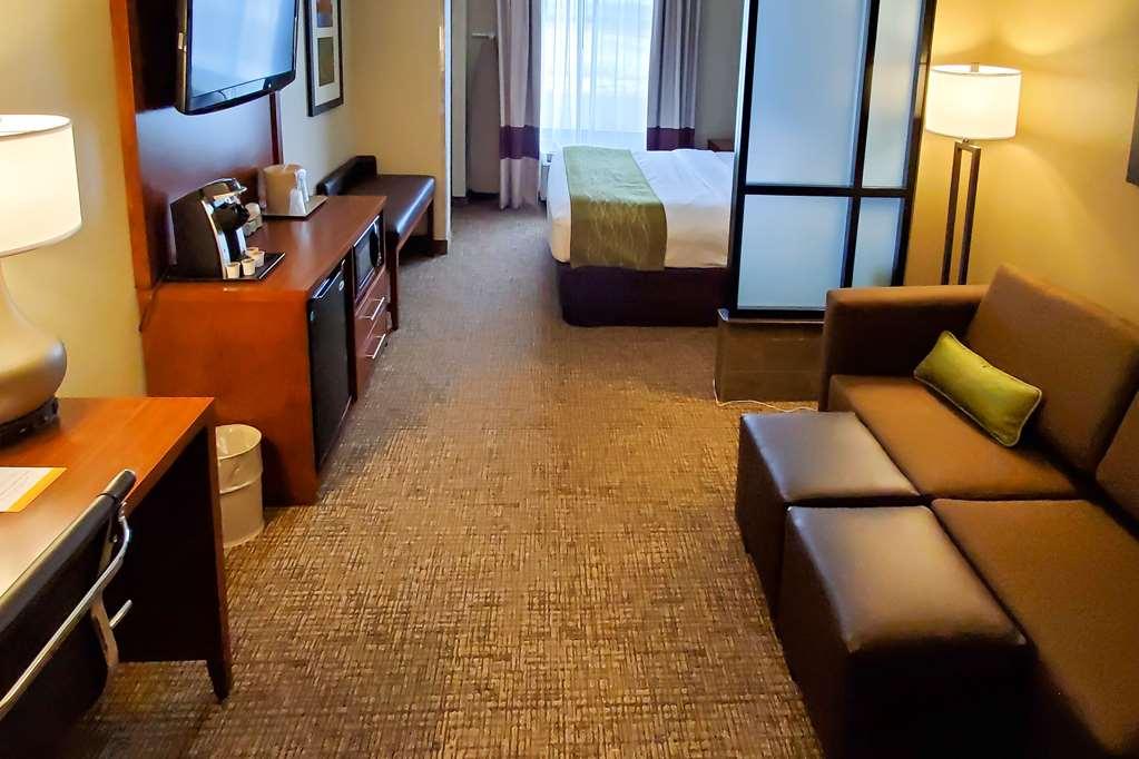 Comfort Suites Helena Airport Room photo