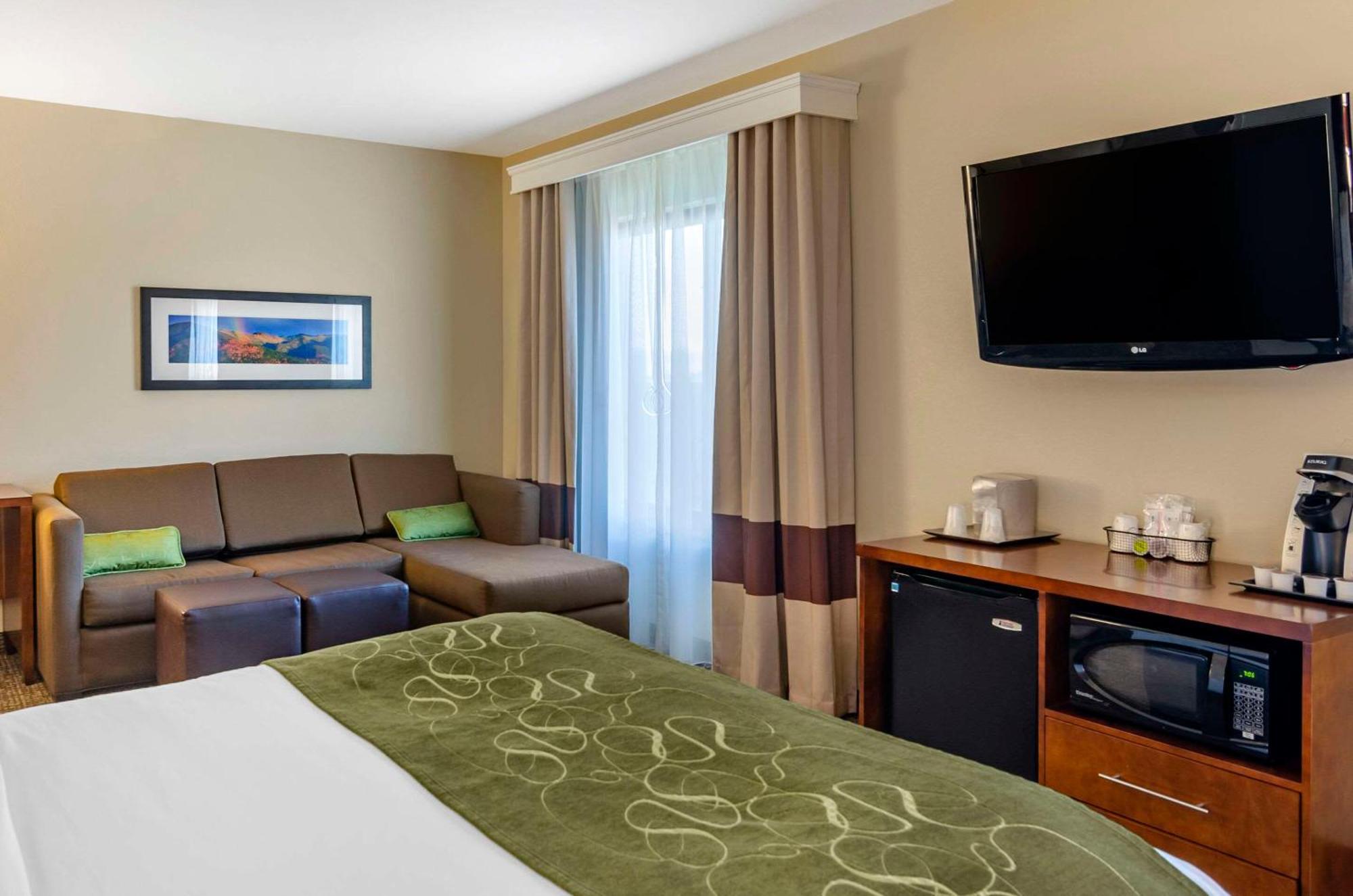Comfort Suites Helena Airport Exterior photo